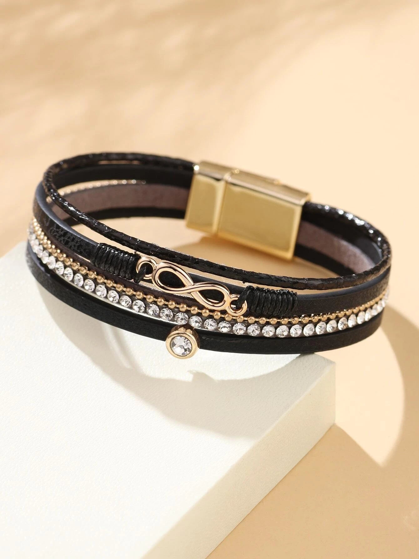 Brazalete a capas Infinity Negro