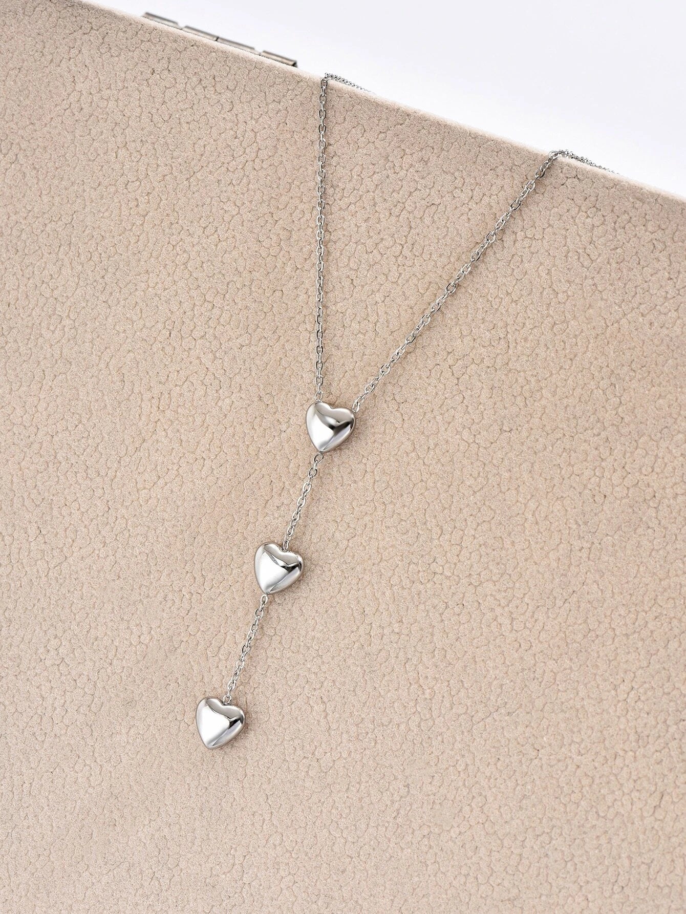Collar estilo Coreano plateado en acero inoxidable