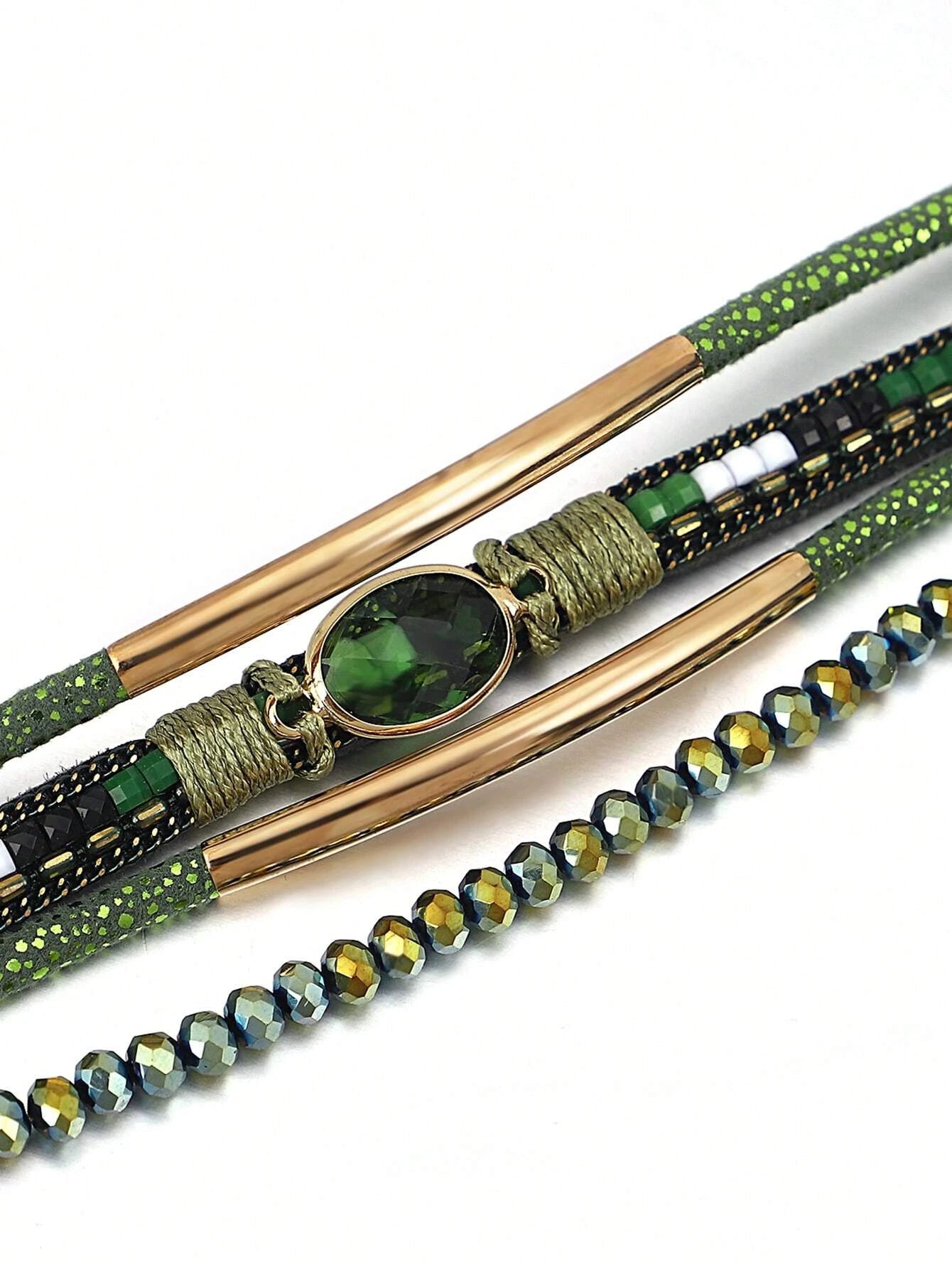 Brazalete a capas verde con piedra hematita y jade