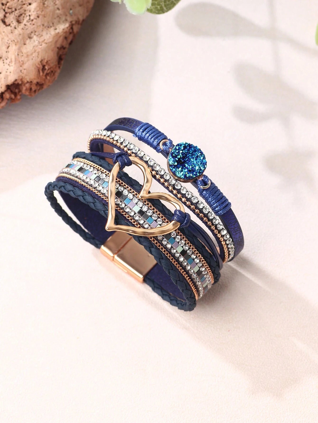 Pulsera a capas Yaris con adorno de corazón