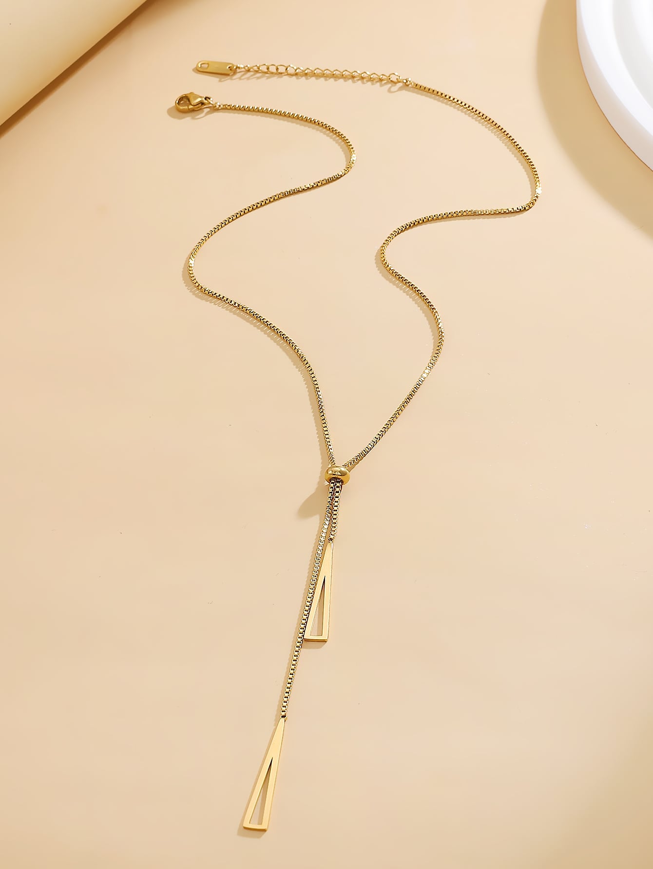 Collar Minimalista Sara Dorado