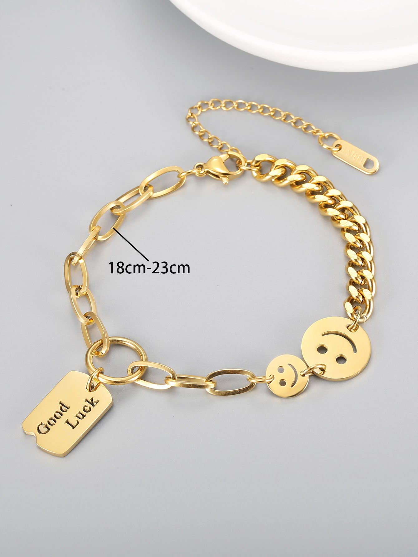 Brazalete Good Luck Dorado