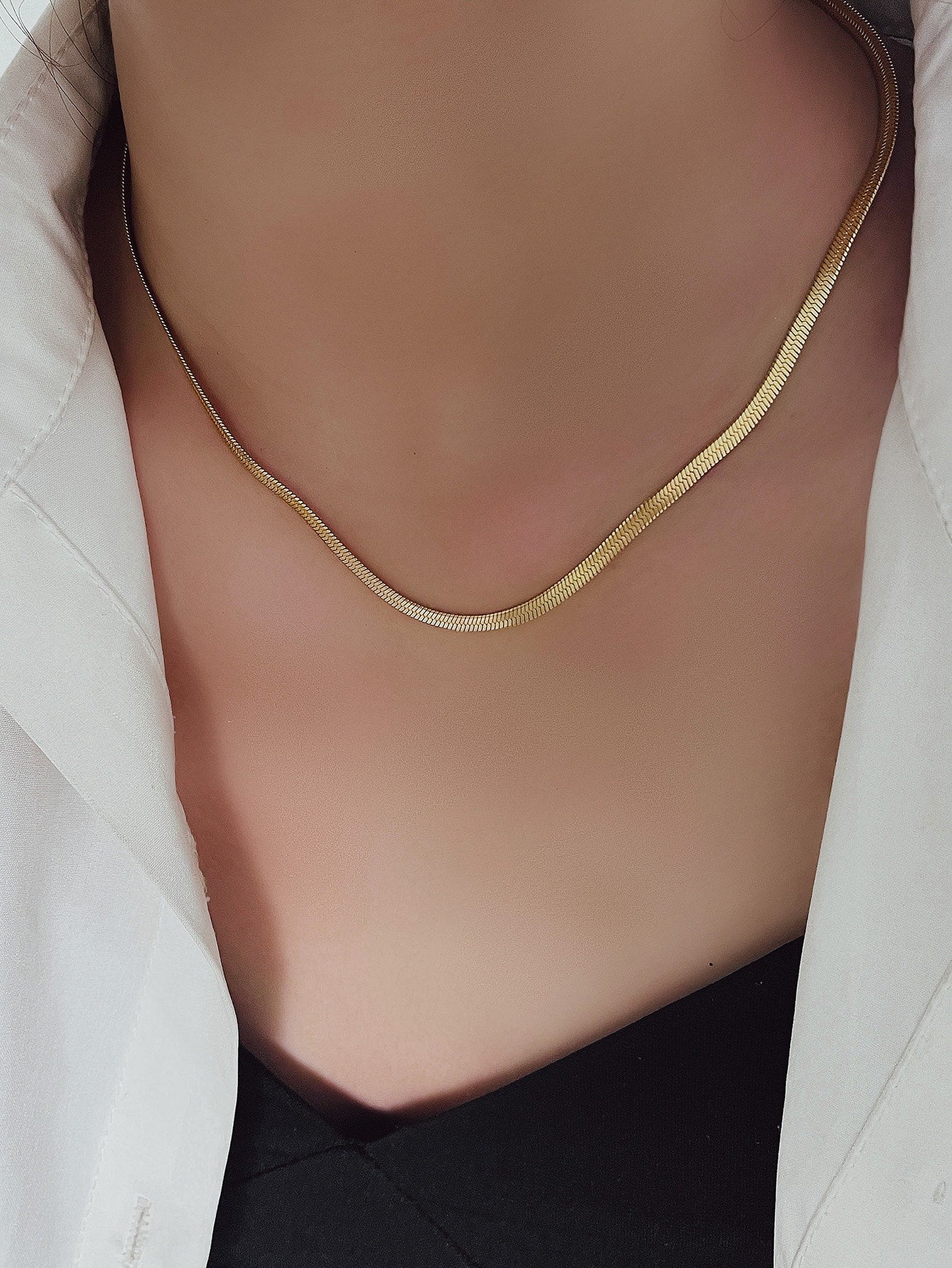 Collar Minimalista Ashley Dorado