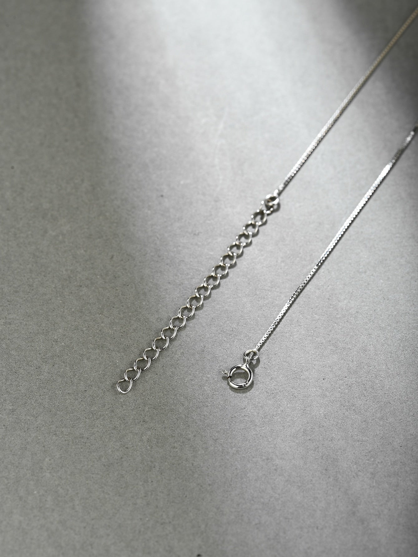 Collar de Plateado con Circonia Anika