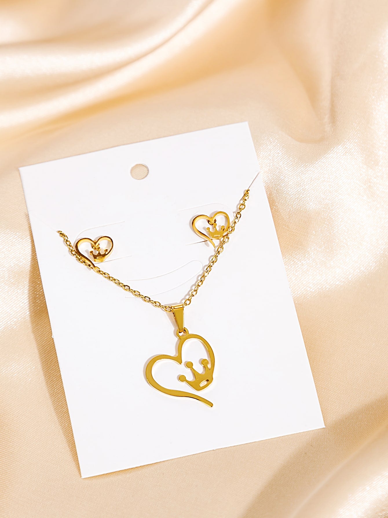 Set de 3 piezas Love Queen en Acero Inoxidable Dorado