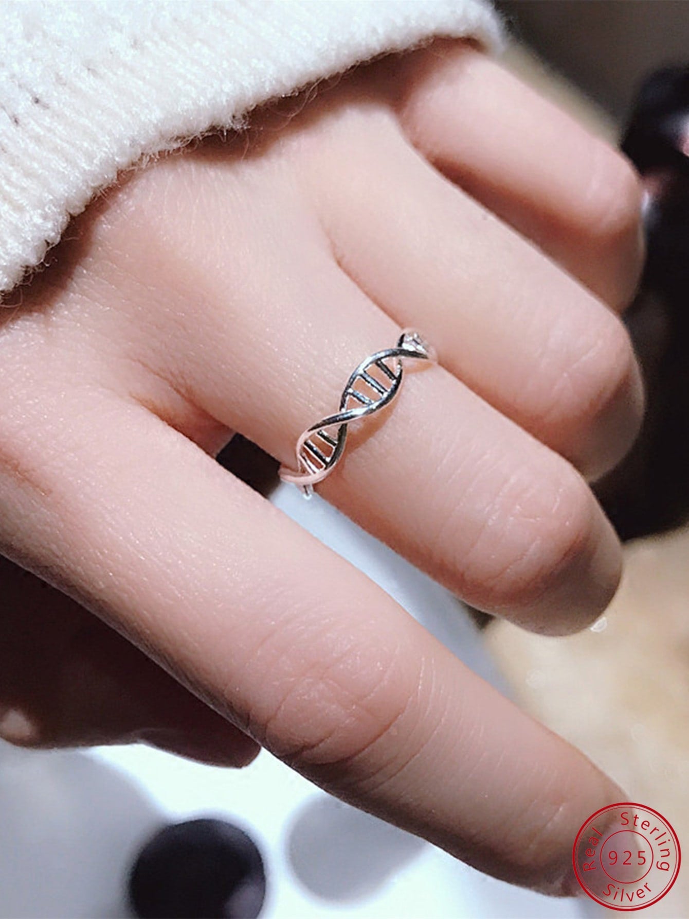 Anillo ajustable en Plata de ley 925