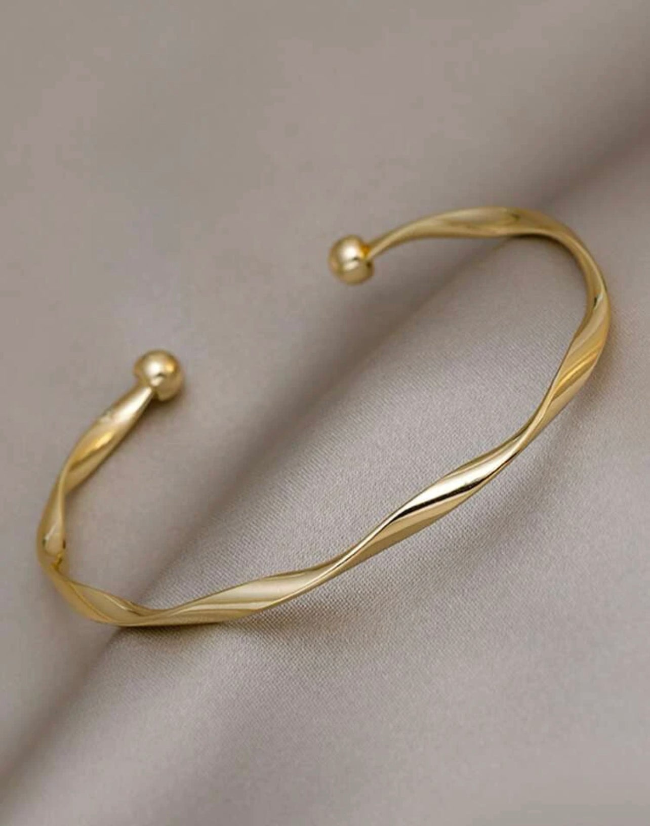 Brazalete Fiorela Dorado