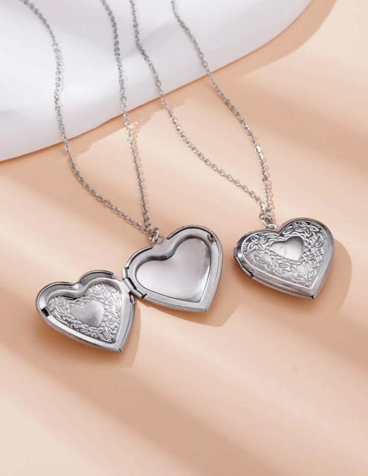 Set de collar relicario corazón 2 piezas para parejas