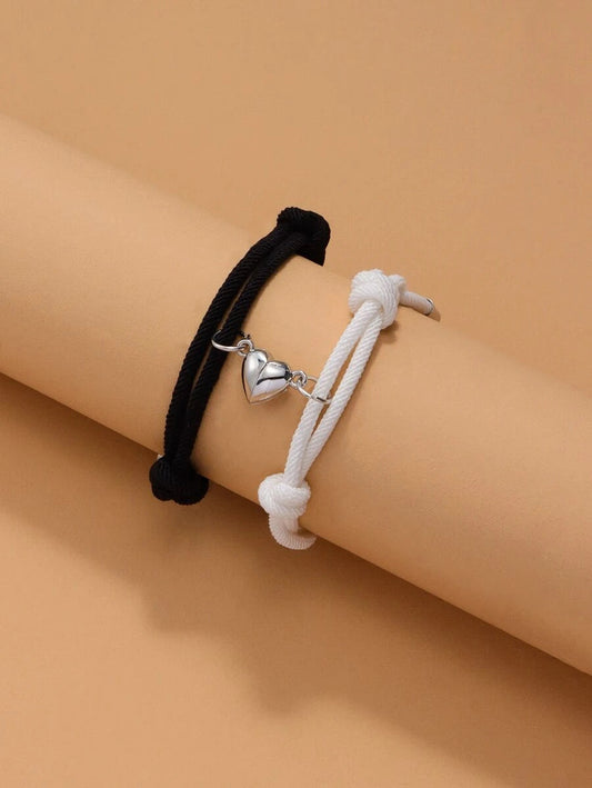 Pulsera para parejas magnético con accesorio de corazón