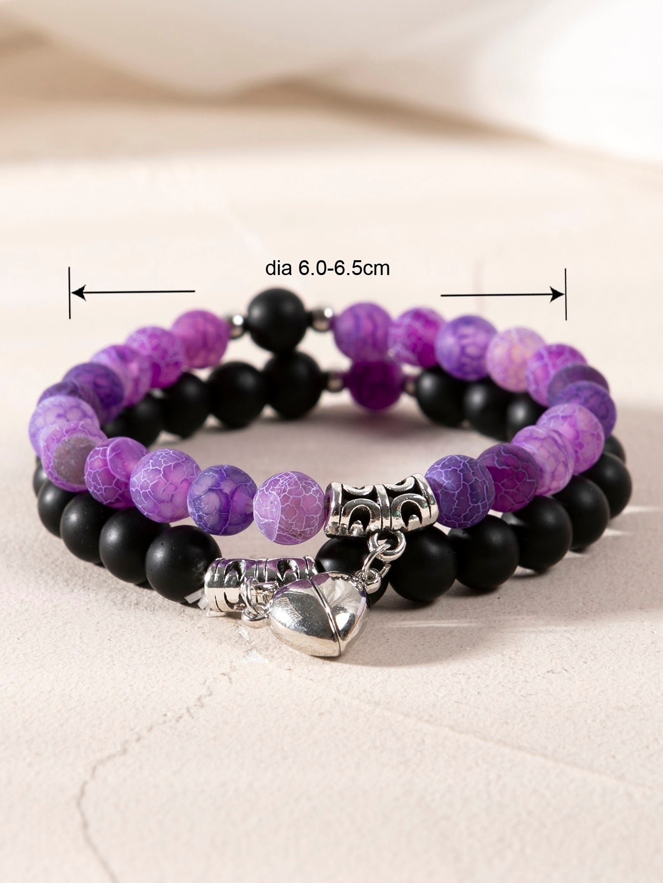 Pulsera con cuenta para parejas magnético con adorno de corazónnegro y morado