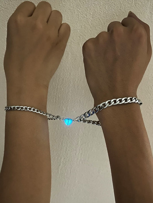 Pulsera parejas brillante en oscuro magnetico con accesorio de corazón 2 piezas